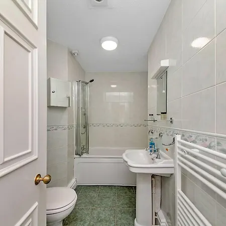 Finest Retreats - Mowbray Hall *